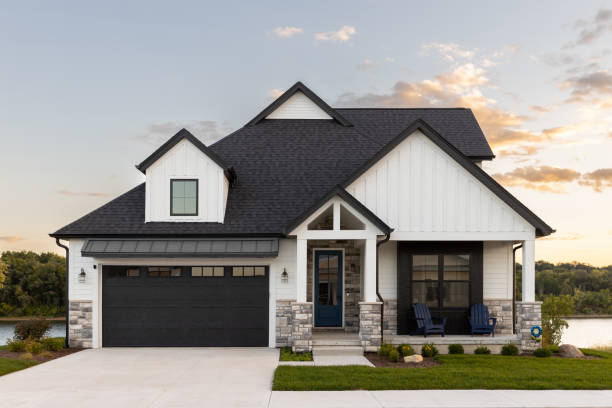 Best Emergency Roof Repair Services  in Kenosha, WI